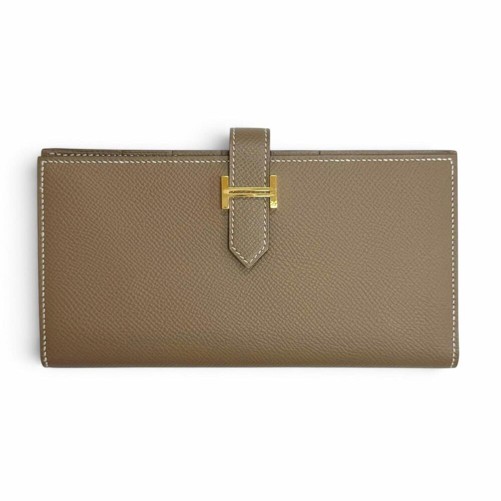 HERMES Bearn Soufflé, Veau Epsom leather, Etoupe color, gold hardware, bi-fol...